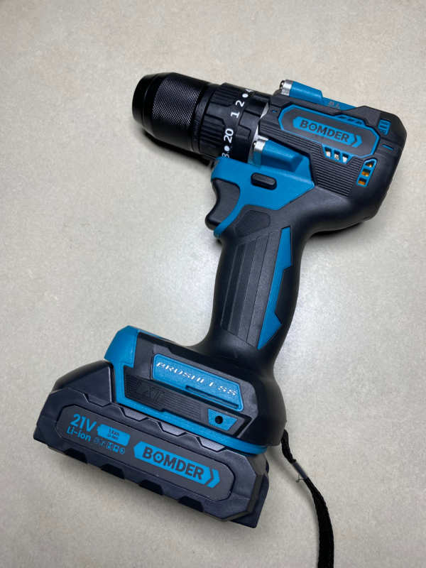 Taladro Inalámbrico Profesional BOMDER